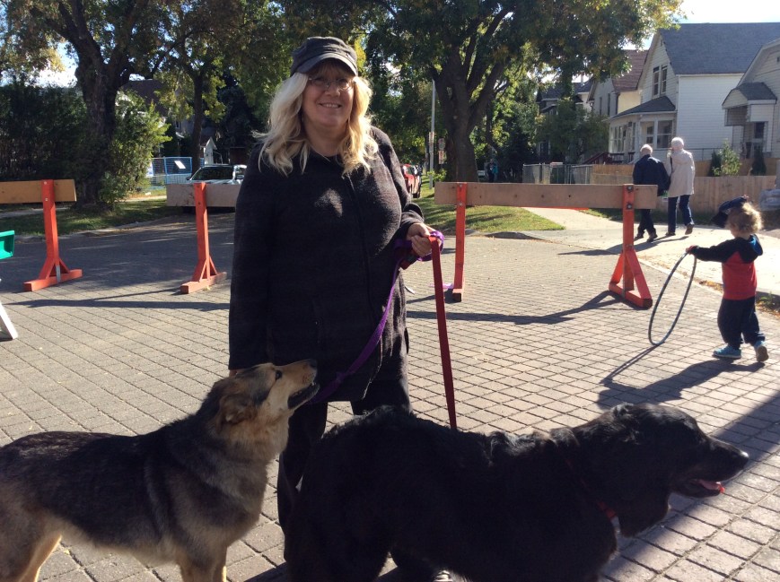 Pam,Bailey and MacGyver